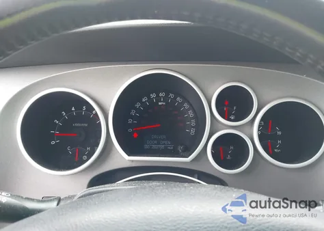 2010 Toyota Tundra Crewmax Limited из США, поврежденный, VIN 5TFFY5F16AX095009